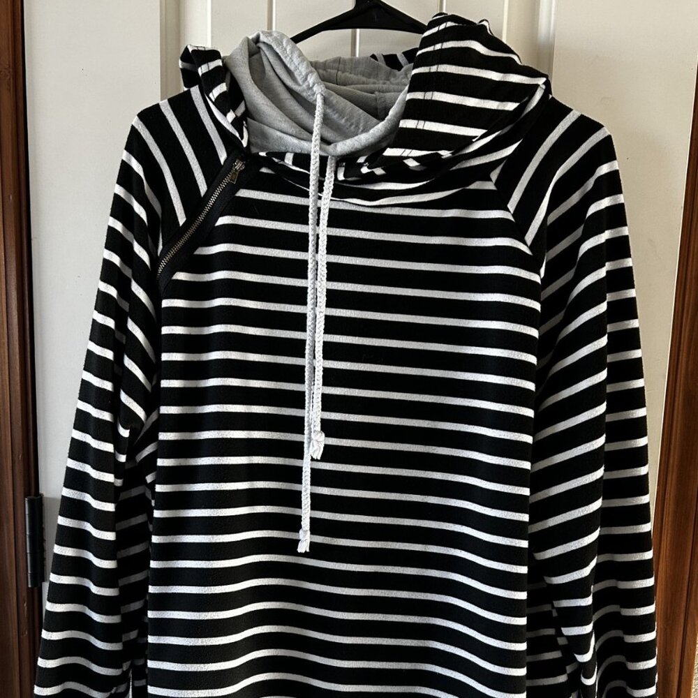 Women's Light Weight Hoodie